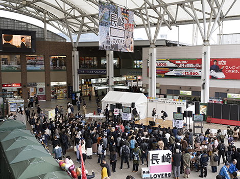 長崎LOVERS モザイクアート 長崎駅かもめ広場